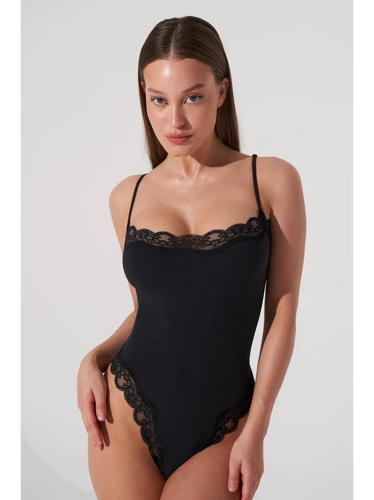 Black Body Bianca